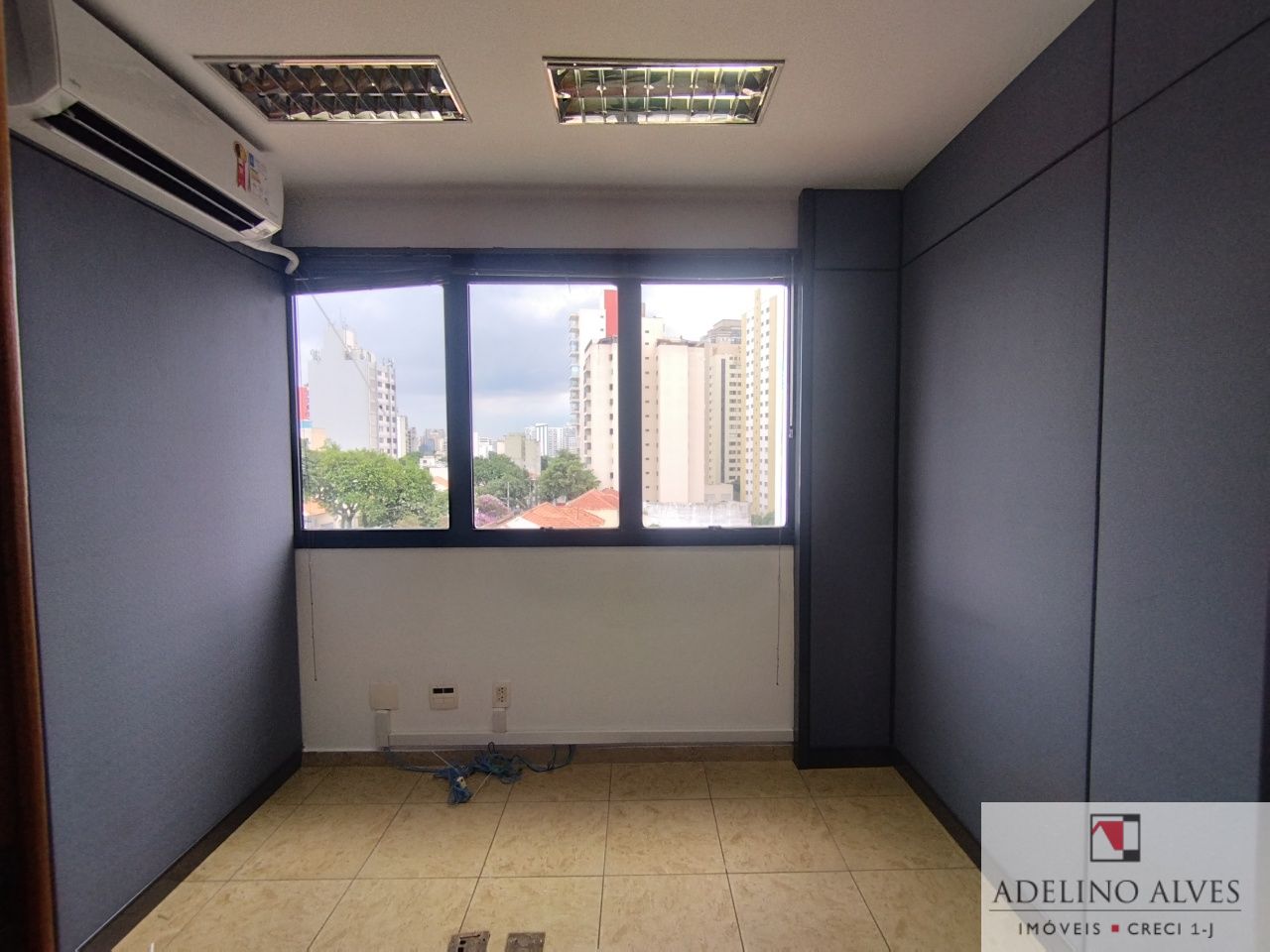 Conj. Comercial para Venda - SAÚDE