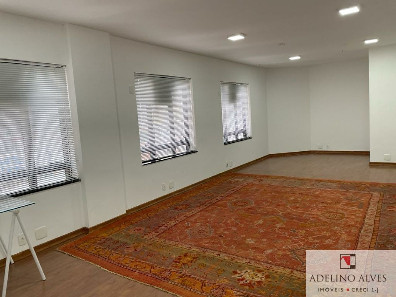 Conj. Comercial para Venda - CONSOLAÇÃO