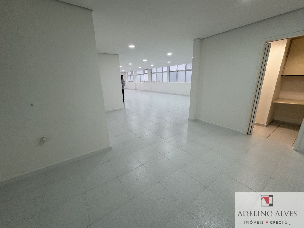 Conj. Comercial para Venda - BELA VISTA