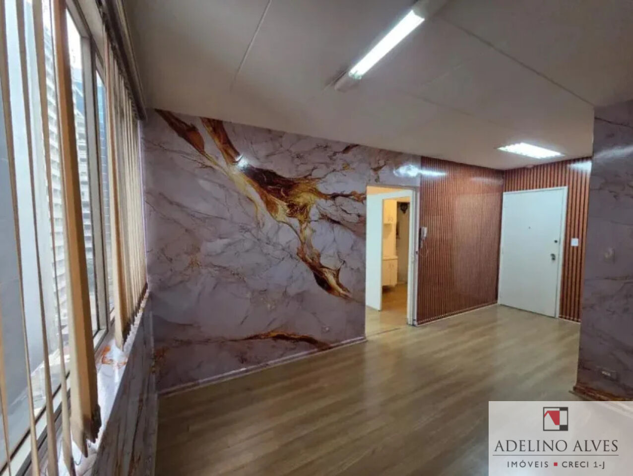 Conj. Comercial para Venda - CONSOLAÇÃO